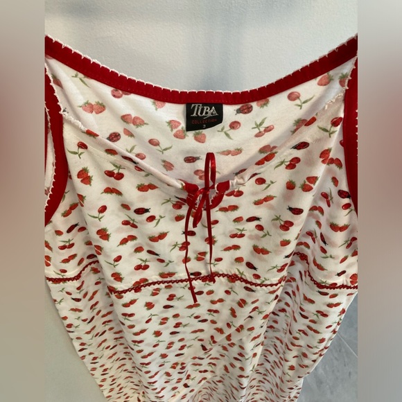 Tuba strawberry and ladybug print slip dress size 3 with ribbon tie in the front - Picture 3 of 4